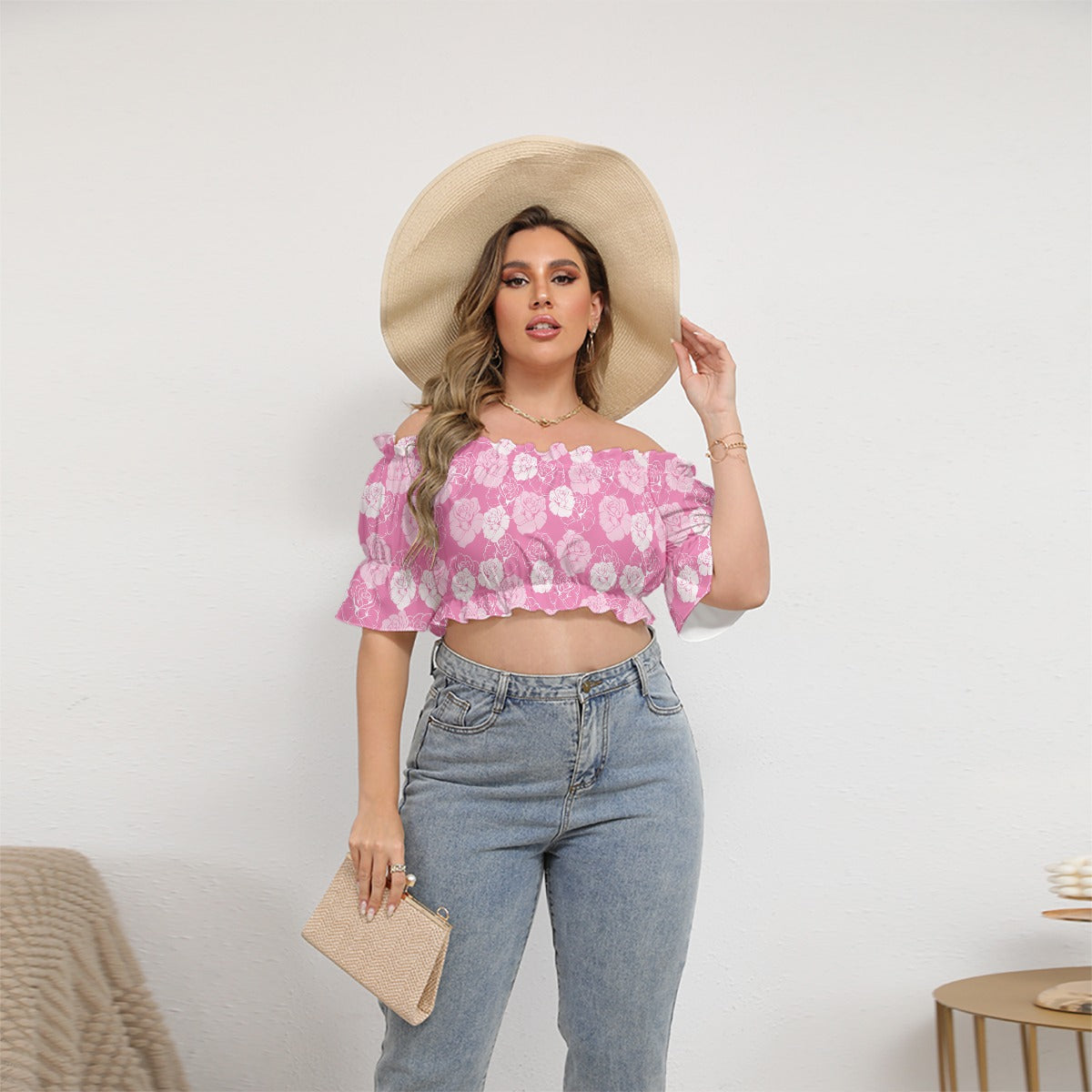 White Roses With Pink Women's Off-shoulder Cropped Top With Short Puff Sleeve